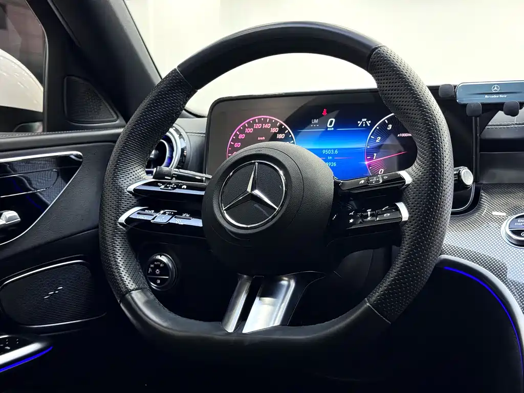 Mercedes-Benz C-Class 2024 facelift C 260 L sports version купить на сайте DeffCars