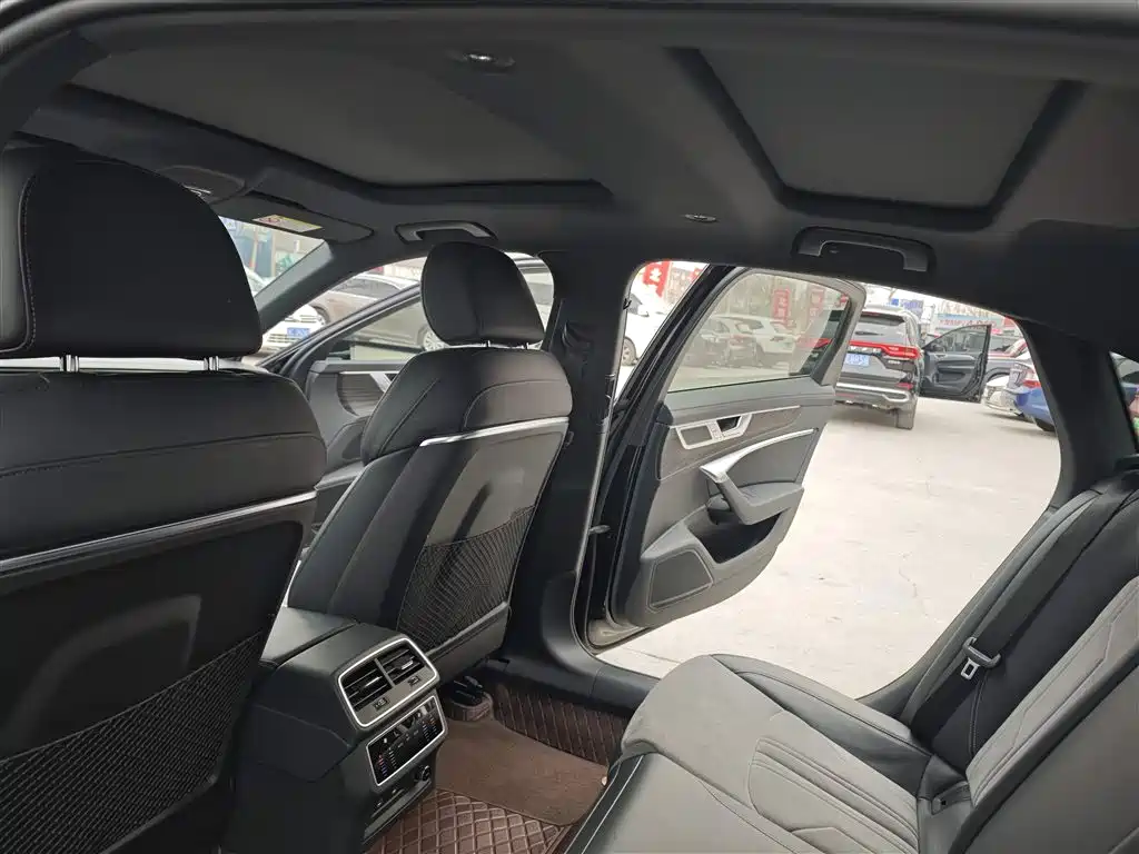 Audi A6L 2024 45 TFSI quattro premium dynamic model купить на сайте DeffCars