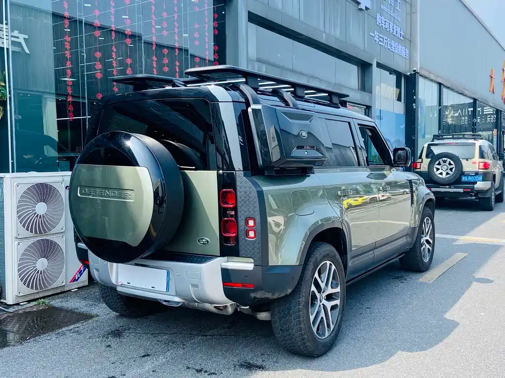 Land Rover Defender 2024 110 3.0T P400 Dark Special Edition купить на сайте DeffCars