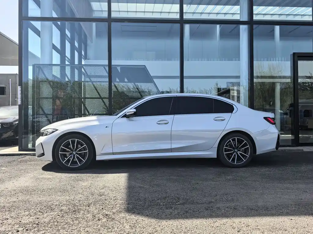 BMW 3 Series 2024 320Li M Sports Package купить на сайте DeffCars