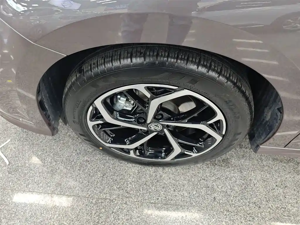 MG5 2025 300TGI Global Flagship Edition купить на сайте DeffCars