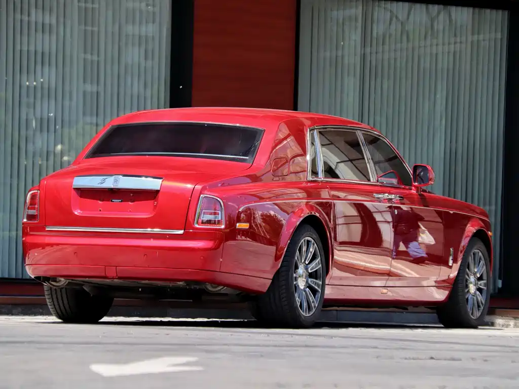 Phantom 2013 6.7L extended version EWB купить на сайте DeffCars