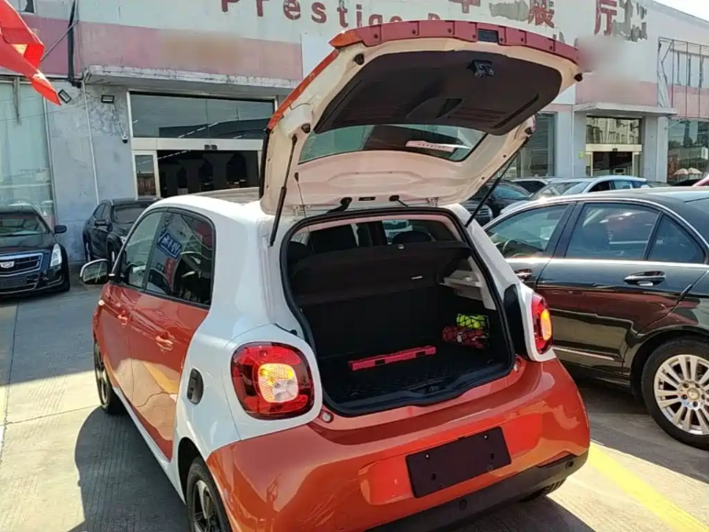 smart forfour 2018 1.0L 52kW passion version купить на сайте DeffCars