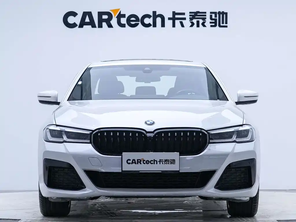 BMW 5 Series 2022 facelift 530Li leading M sports package купить на сайте DeffCars