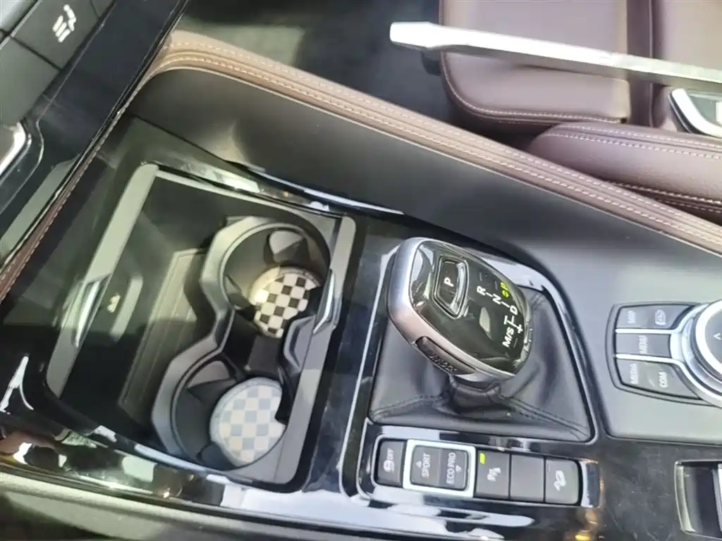 BMW X1 2022 facelift xDrive25Li exclusive model купить на сайте DeffCars