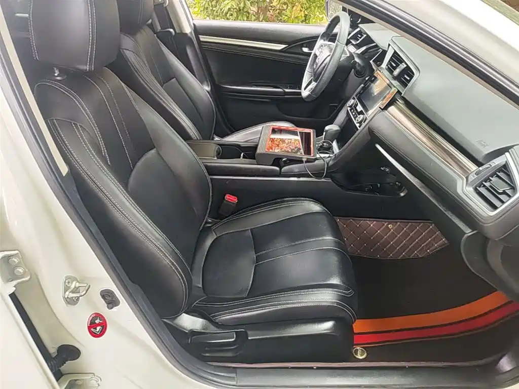 Civic 2019 220TURBO CVT Dynamic Edition National VI купить на сайте DeffCars
