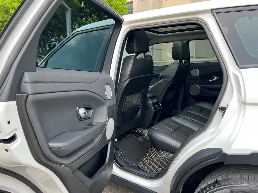 Range Rover Evoque 2018 240PS SE Zhiyao Edition купить на сайте DeffCars