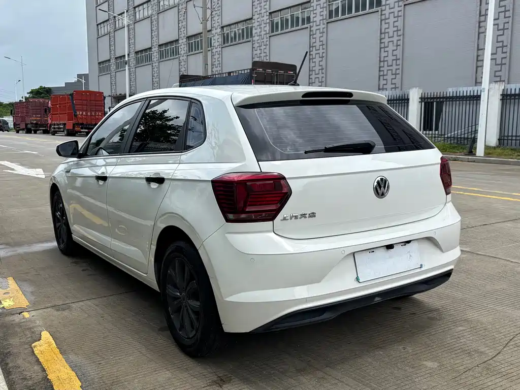 Polo 2019 Plus 1.5L Automatic Colorful Technology Edition купить на сайте DeffCars