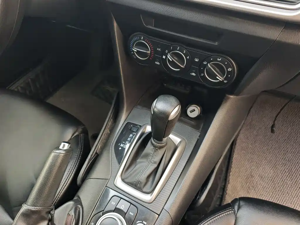 Mazda3 Angkesela 2017 Sedan 1.5L Automatic Comfort Type National V купить на сайте DeffCars