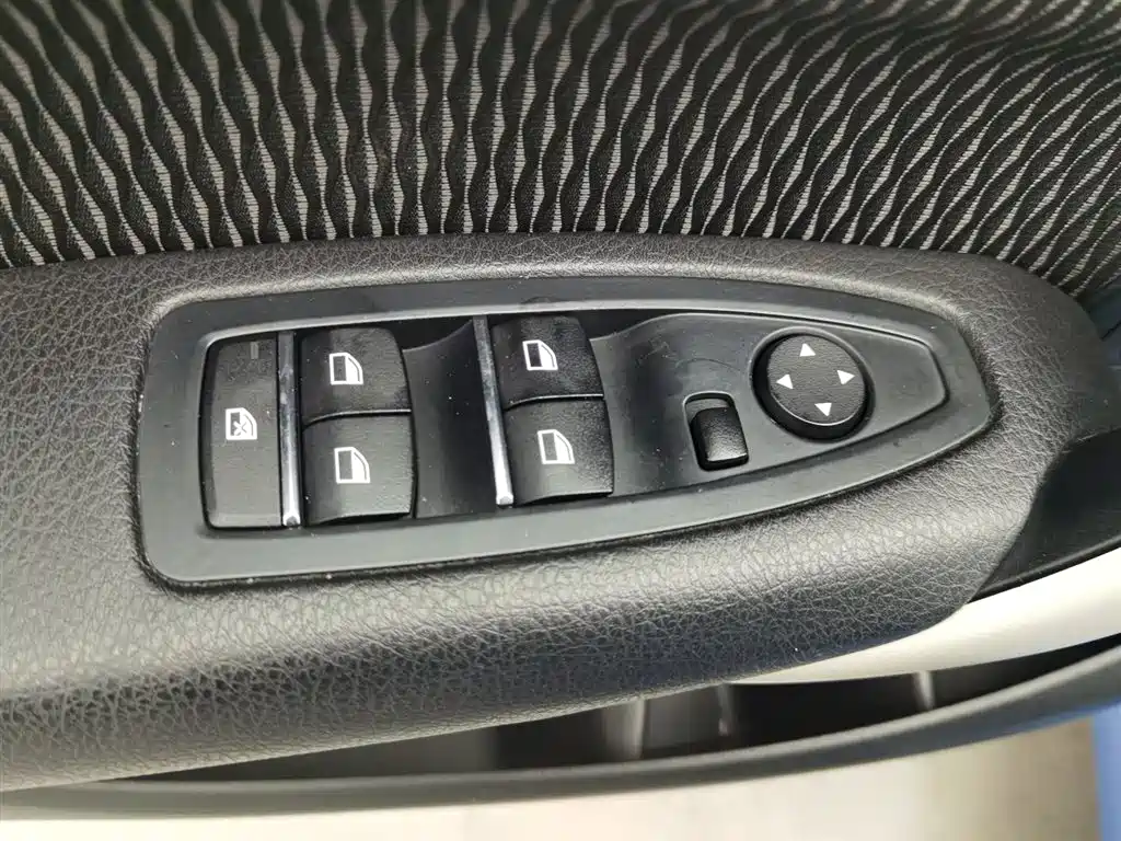 BMW 1 Series imported 2018 118i leading model купить на сайте DeffCars