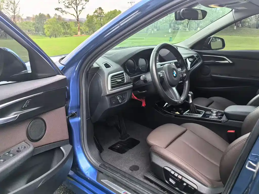 BMW 1 Series 2019 120i Leading M Sports Package купить на сайте DeffCars