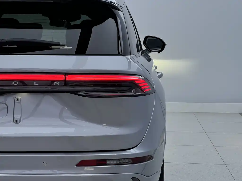 Adventurer 2024 1.5T two-wheel drive exclusive hybrid version купить на сайте DeffCars