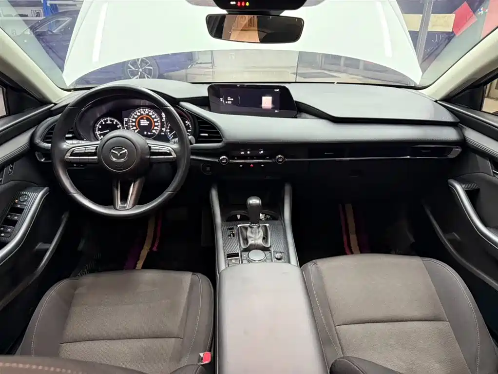 Mazda3 Angkesela 2021 2.0L automatic quality version купить на сайте DeffCars