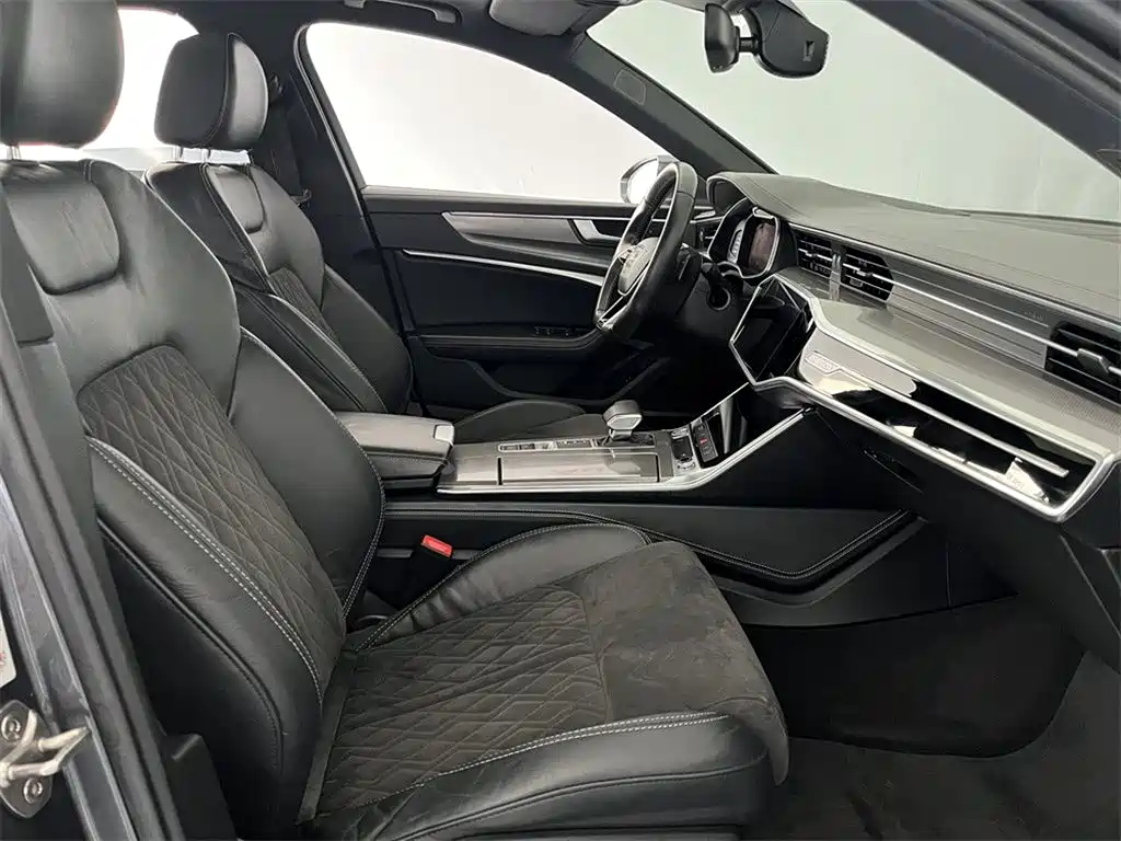 Audi A6L 2020 55 TFSI quattro exclusive dynamic model купить на сайте DeffCars