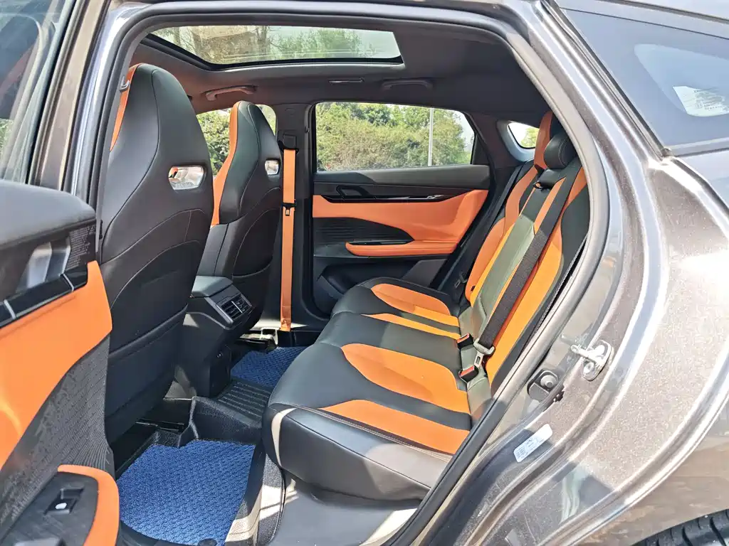 Changan UNI-V 2023 1.5T sports version купить на сайте DeffCars