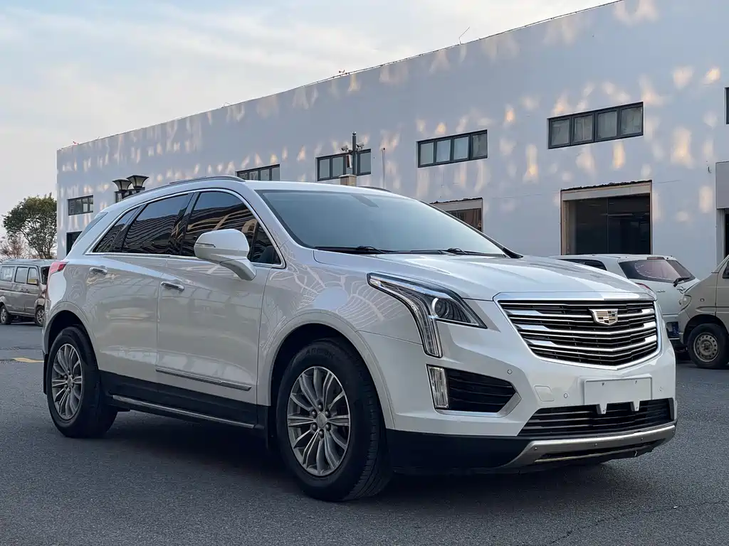 Cadillac XT5 2018 25T luxury model купить на сайте DeffCars