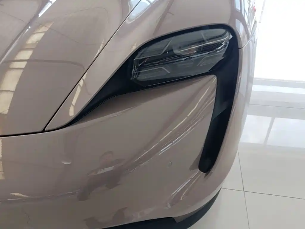 Taycan 2019 4S купить на сайте DeffCars