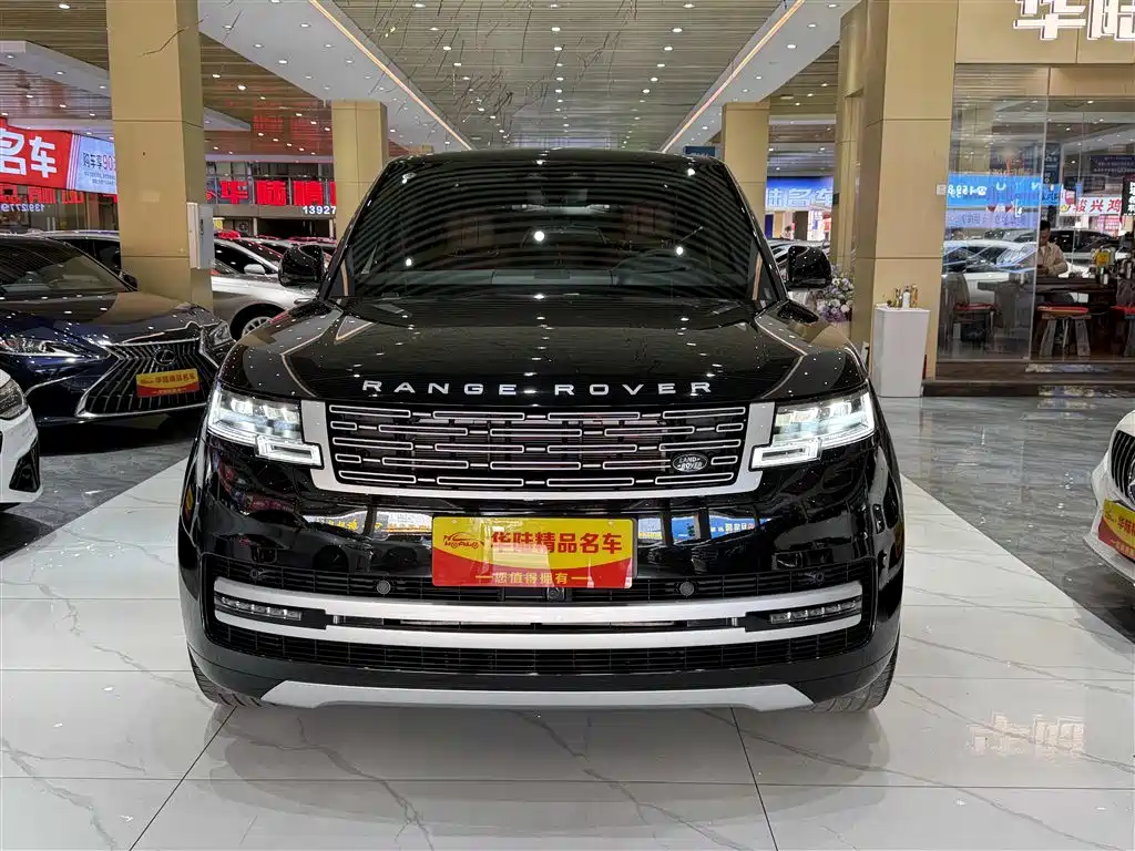 Range Rover 2025 3.0 L6 400PS Genesis Extended Edition купить на сайте DeffCars