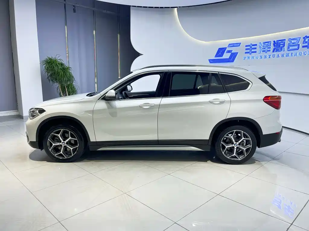 BMW X1 2019 sDrive18Li Fashion Model купить на сайте DeffCars