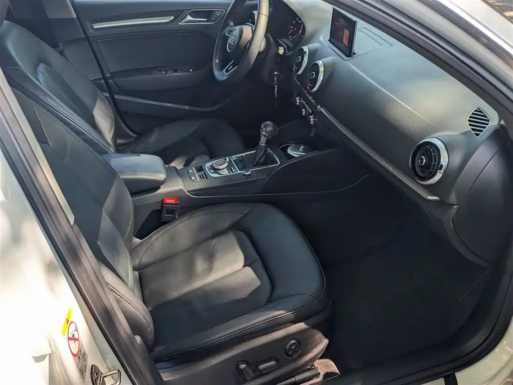 Audi A3 2019 Sportback 35 TFSI Fashion Type National VI купить на сайте DeffCars