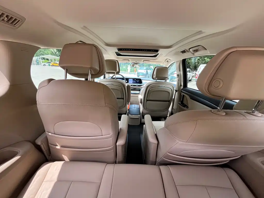 Buick GL8 New Energy 2025 Lu Shang Exclusive Edition купить на сайте DeffCars