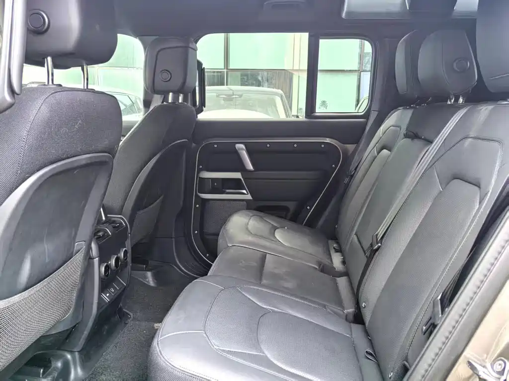 Land Rover Defender 2025 110 3.0T P400 X купить на сайте DeffCars