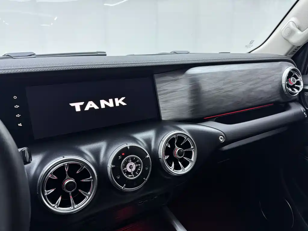 Tank 300 2021 Off-Road Version 2.0T Conqueror купить на сайте DeffCars