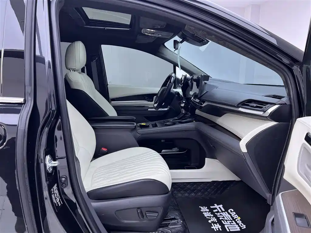 SIENNA 2024 2.5L Hybrid Comfort Edition купить на сайте DeffCars