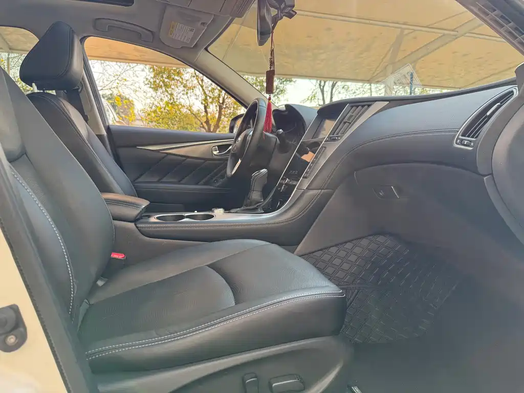 Infiniti Q50L 2021 2.0T Enjoy Edition купить на сайте DeffCars