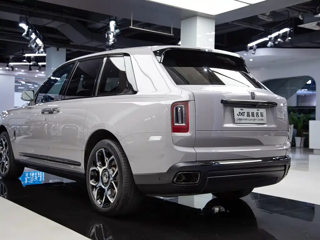 Cullinan 2020 Black Badge купить на сайте DeffCars