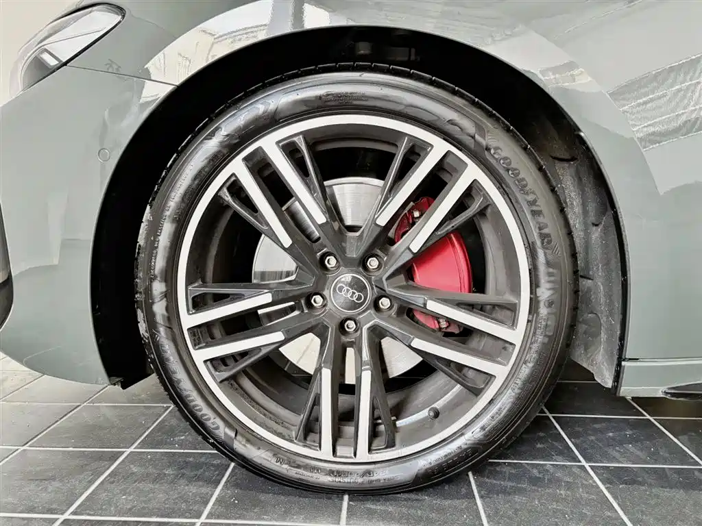 Audi A5L 2026 2.0T sports version quattro купить на сайте DeffCars