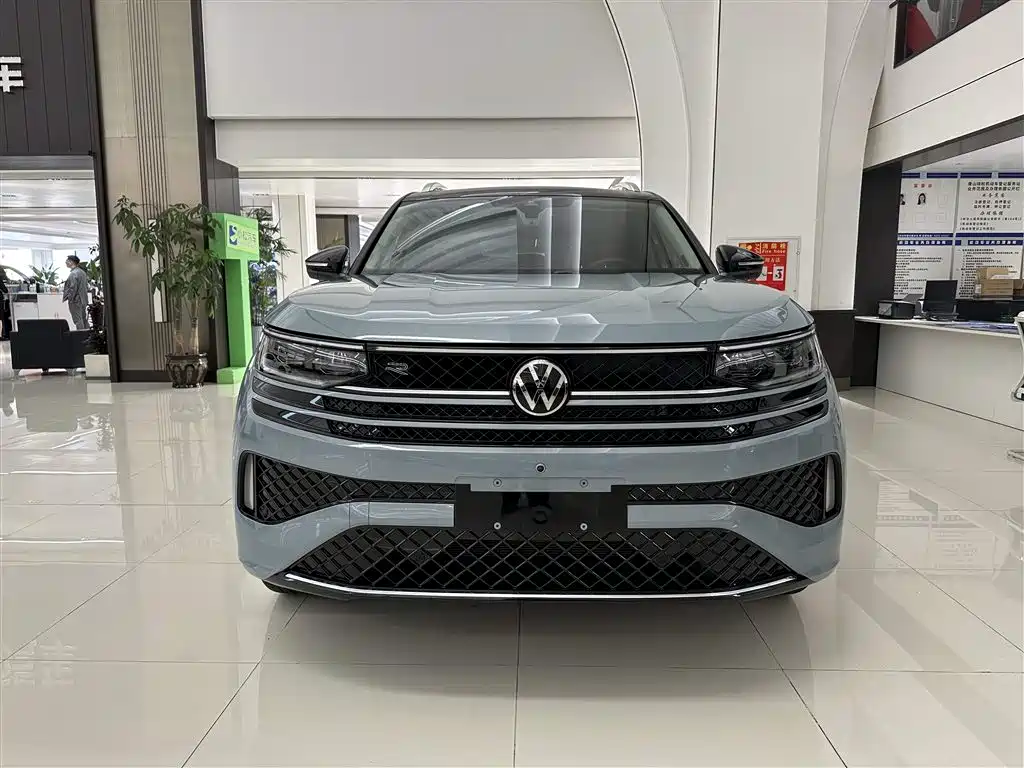 Lan Xun 2023 380TSI four-wheel drive R-Line first edition купить на сайте DeffCars