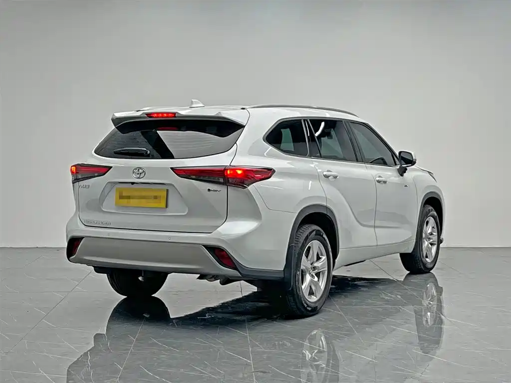 Highlander 2024 2.5L smart electric hybrid dual-engine two-wheel drive elite version 5 seats купить на сайте DeffCars