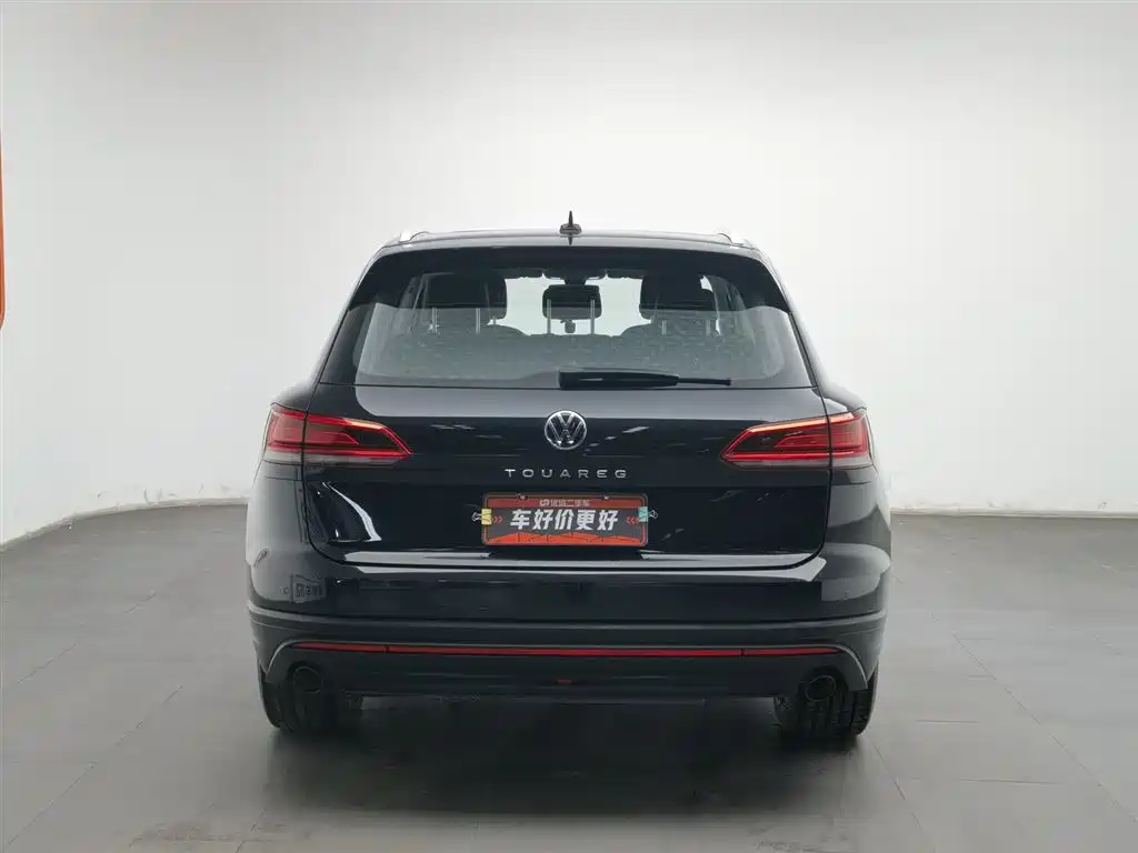 Touareg 2021 2.0TSI Pilot Special Edition купить на сайте DeffCars