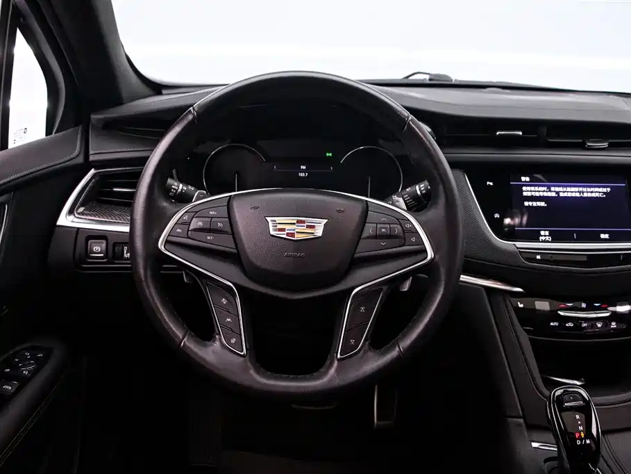 Cadillac XT5 2024 2.0T four-wheel drive luxury model (Hummingbird version) купить на сайте DeffCars