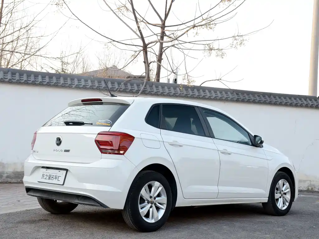 Polo 2021 Plus 1.5L Automatic Panoramic Enjoyment Edition купить на сайте DeffCars