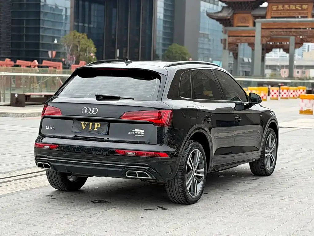 Audi Q5L 2024 40 TFSI luxury and dynamic model купить на сайте DeffCars