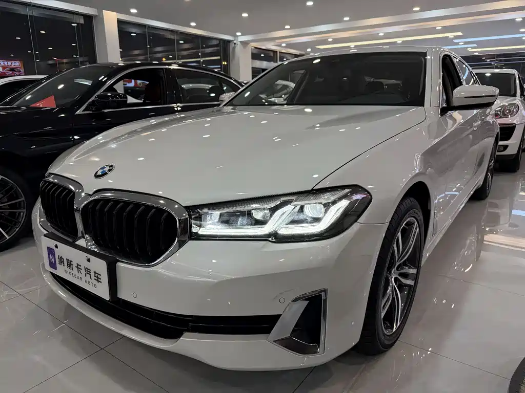 BMW 5 Series 2021 530Li Leading Luxury Package купить на сайте DeffCars