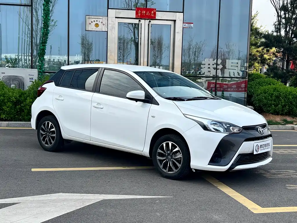 YARiS L Zhixuan 2022 1.5L CVT leading PLUS version купить на сайте DeffCars