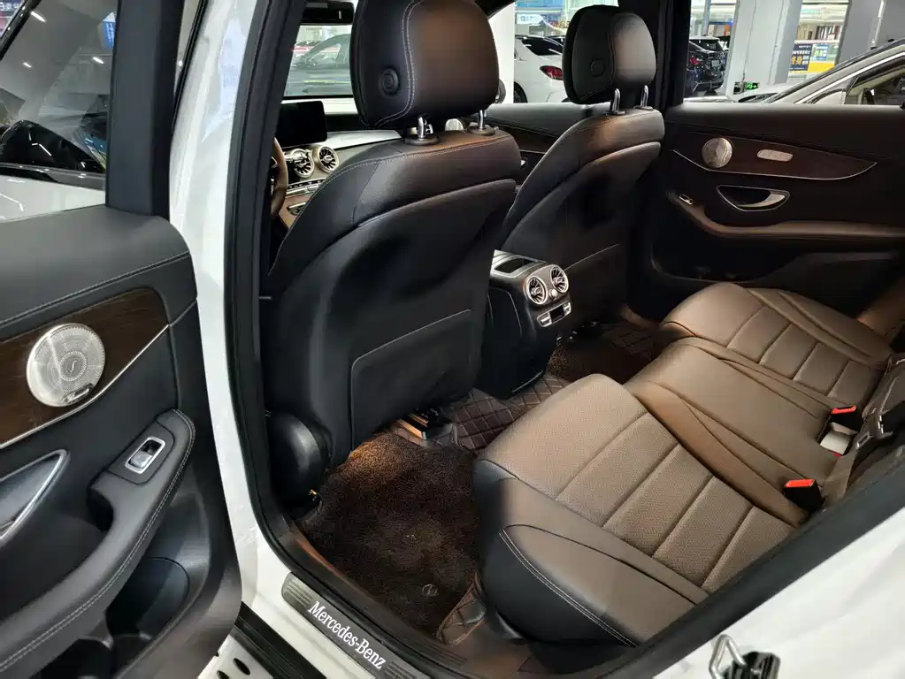 Mercedes-Benz GLC 2021 GLC 260 L 4MATIC luxury model купить на сайте DeffCars