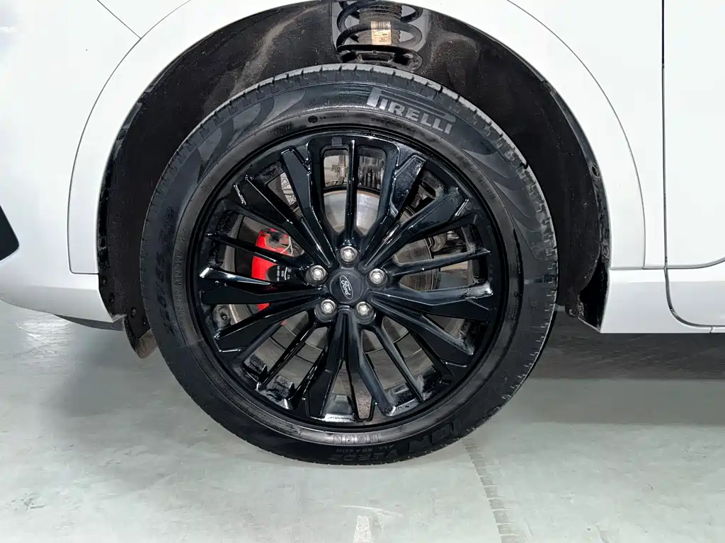 Ruiji 2024 EcoBoost 245 four-wheel drive ST-Line Pro купить на сайте DeffCars