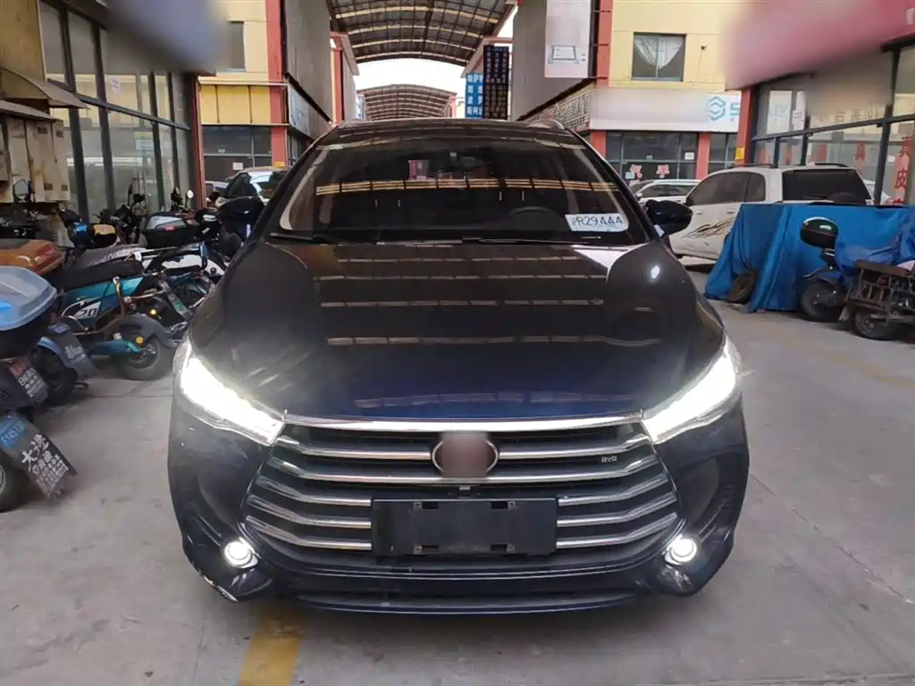 Song MAX 2018 1.5T automatic smart connection elite 6 seats купить на сайте DeffCars