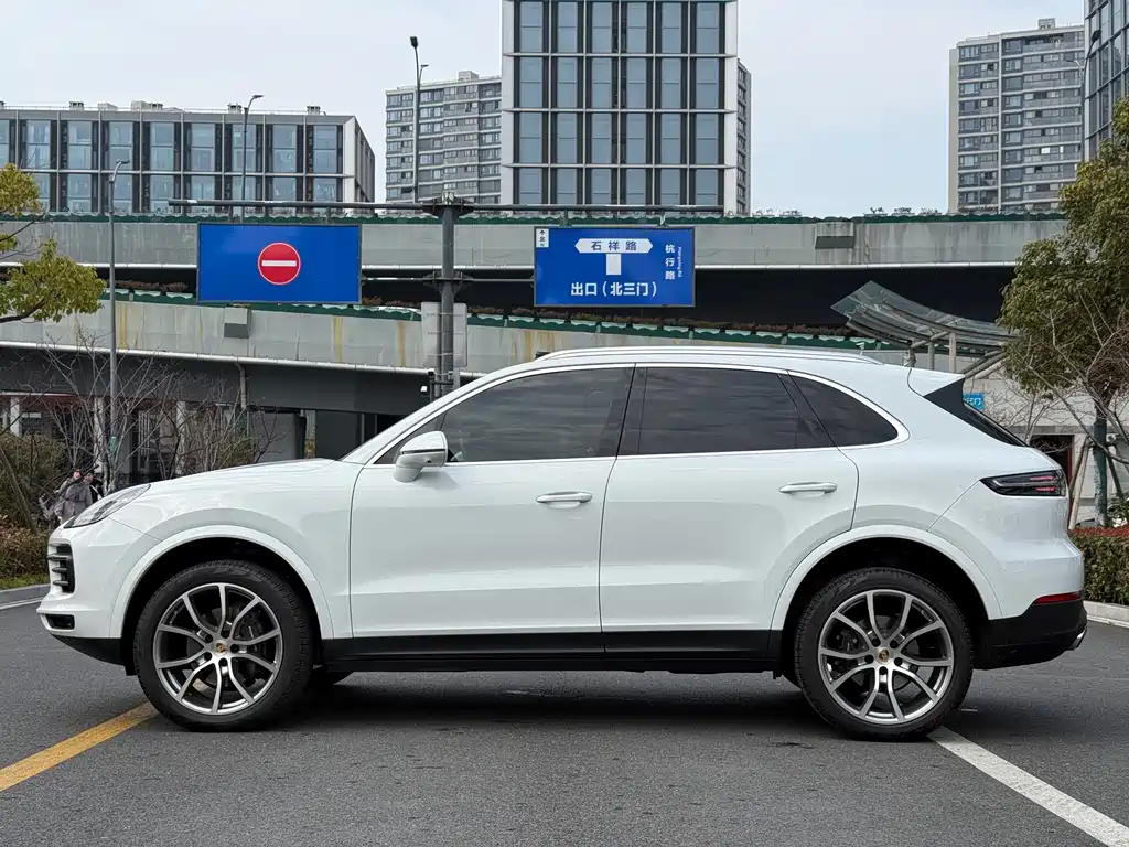 Cayenne 2019 Cayenne 3.0T купить на сайте DeffCars
