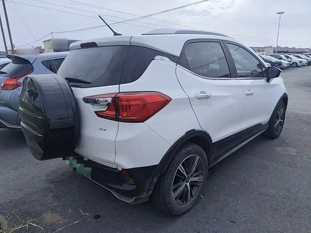 Yuan New Energy 2019 EV535 High Energy Pilot Edition купить на сайте DeffCars