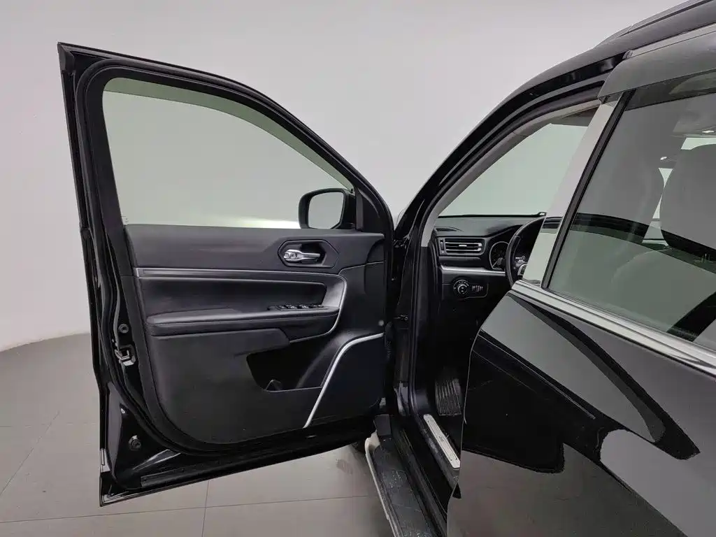 Grand Commander 2020 2.0T 4WD Elite Edition купить на сайте DeffCars