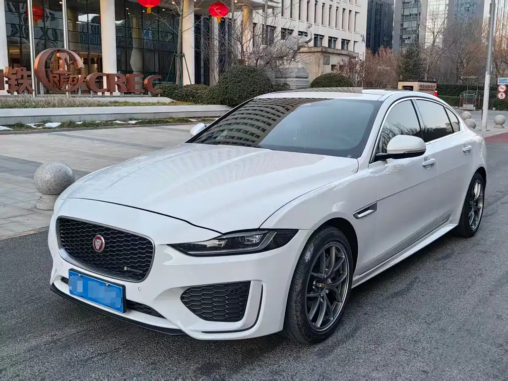 Jaguar XEL 2021 2.0T 250PS R-DYNAMIC SE Technology Sports Edition купить на сайте DeffCars