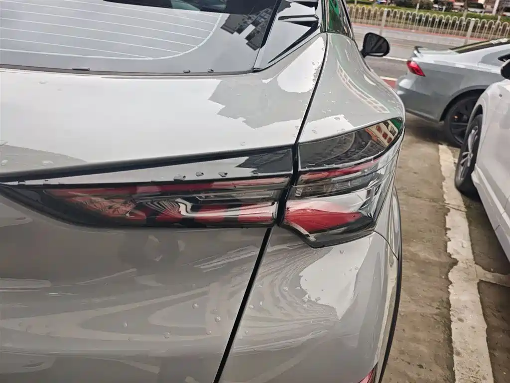 Changan UNI-T 2020 1.5T premium model купить на сайте DeffCars