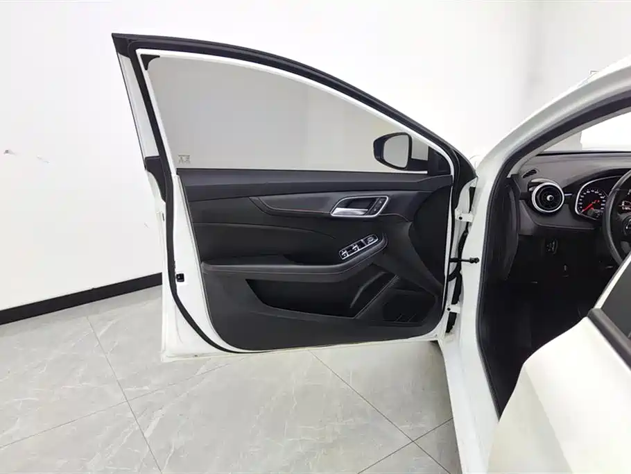 MG6 2021 1.5T automatic trendsetting version купить на сайте DeffCars