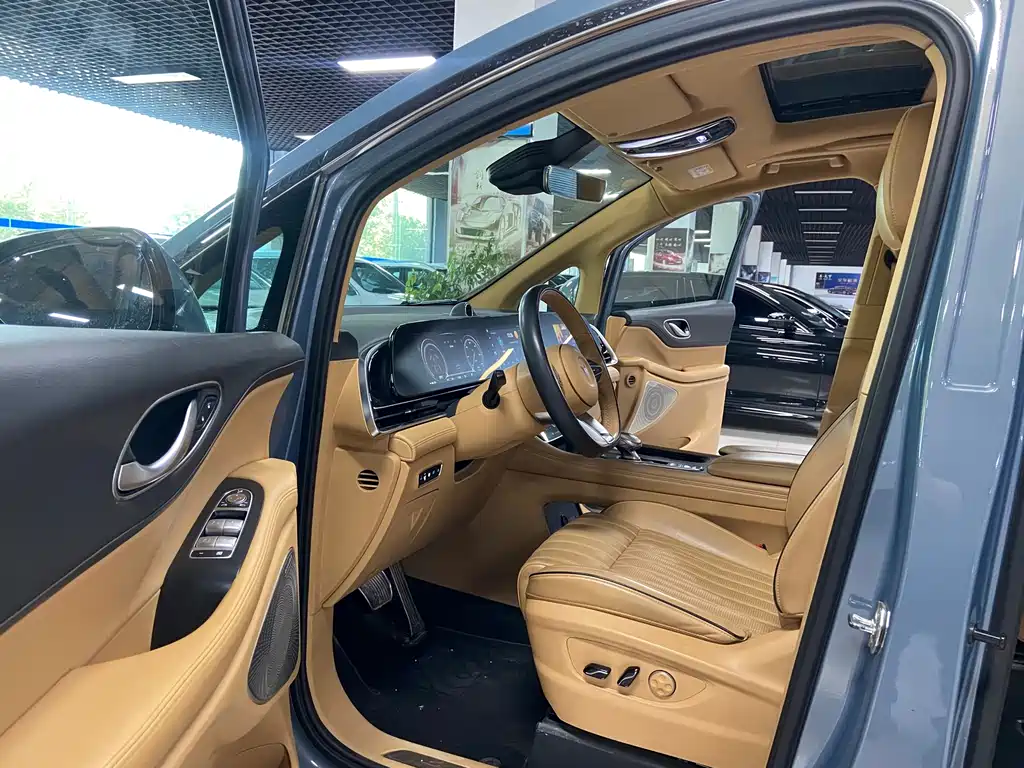 Lantu Dreamer 2022 Low Carbon Version Dream+Smart Package купить на сайте DeffCars