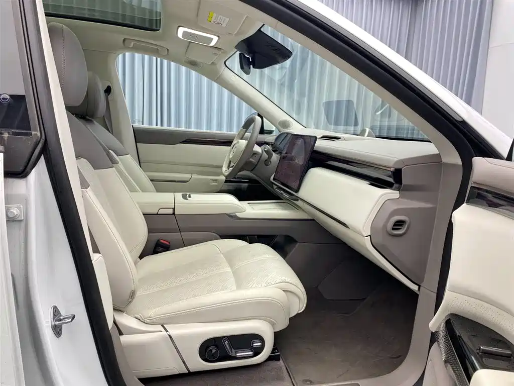 Jikrypton 7X 2025 75kWh rear-wheel drive smart driving version купить на сайте DeffCars